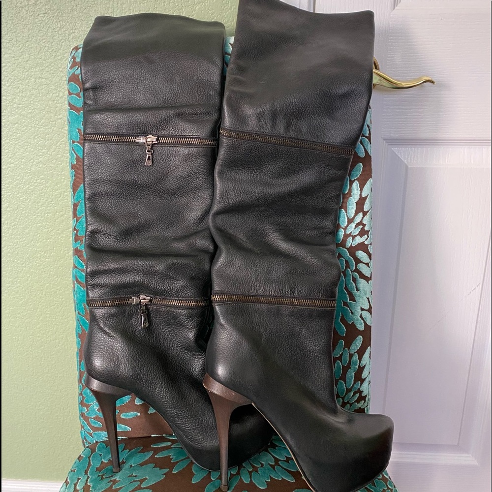 MaxAzria layer boots - Picture 4 of 7